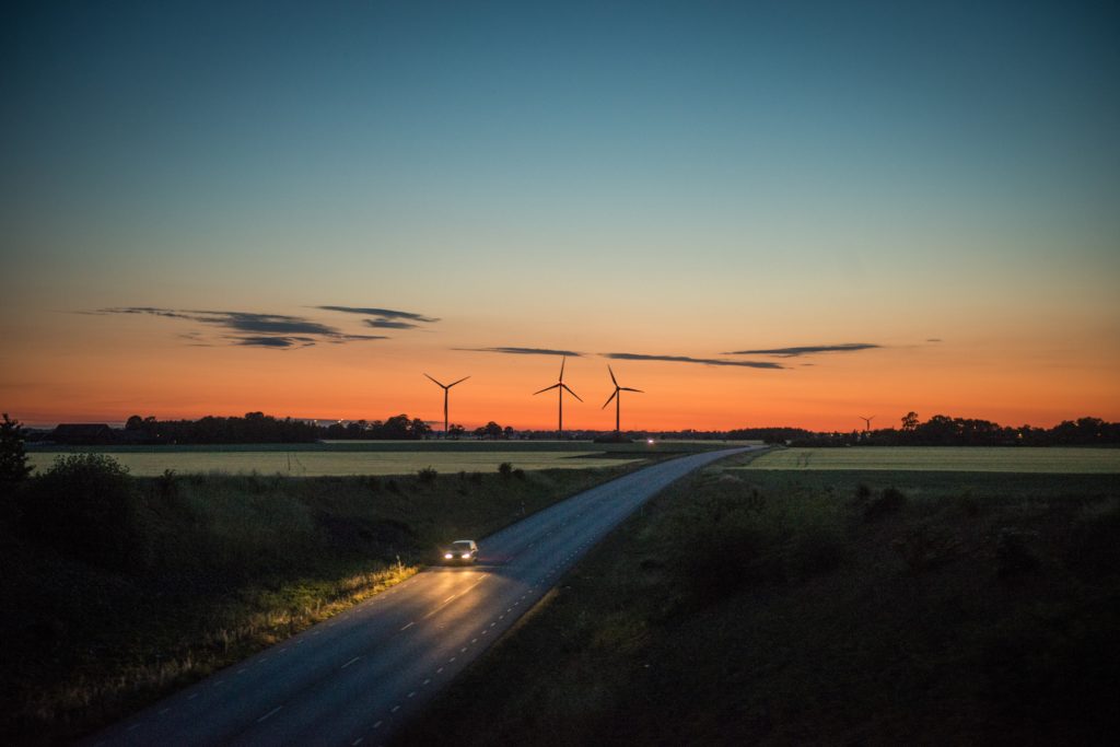 Elpark.dk vil har dansk vindenergi i din elbil